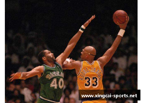 NBA明星天赋探秘：超越常规的绝技与独特技能揭秘